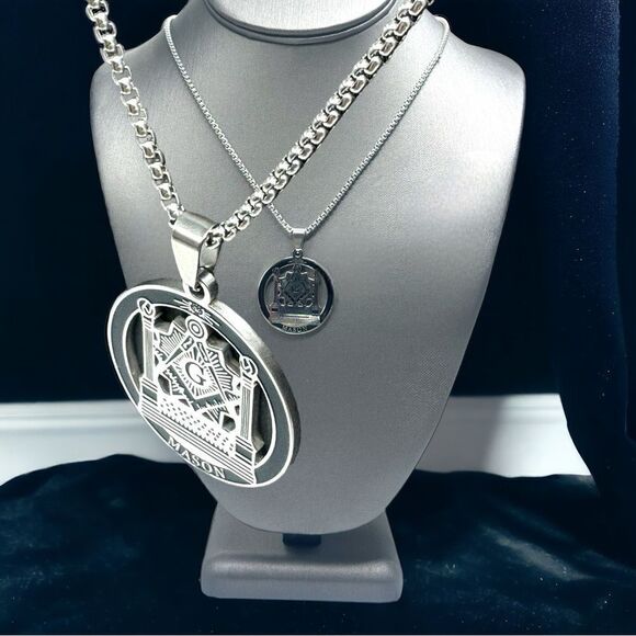 Free Mason l 5-piece Set l Beanie Neck Warmer Ring Necklace Token + Gift l New - Picture 7 of 15